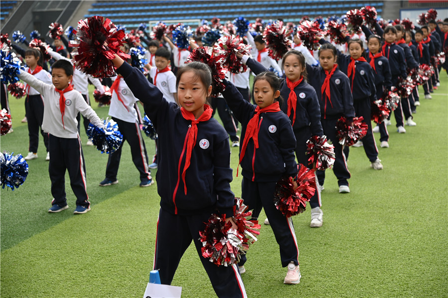 20220511小学部二三年级啦啦操比赛 (15).jpg